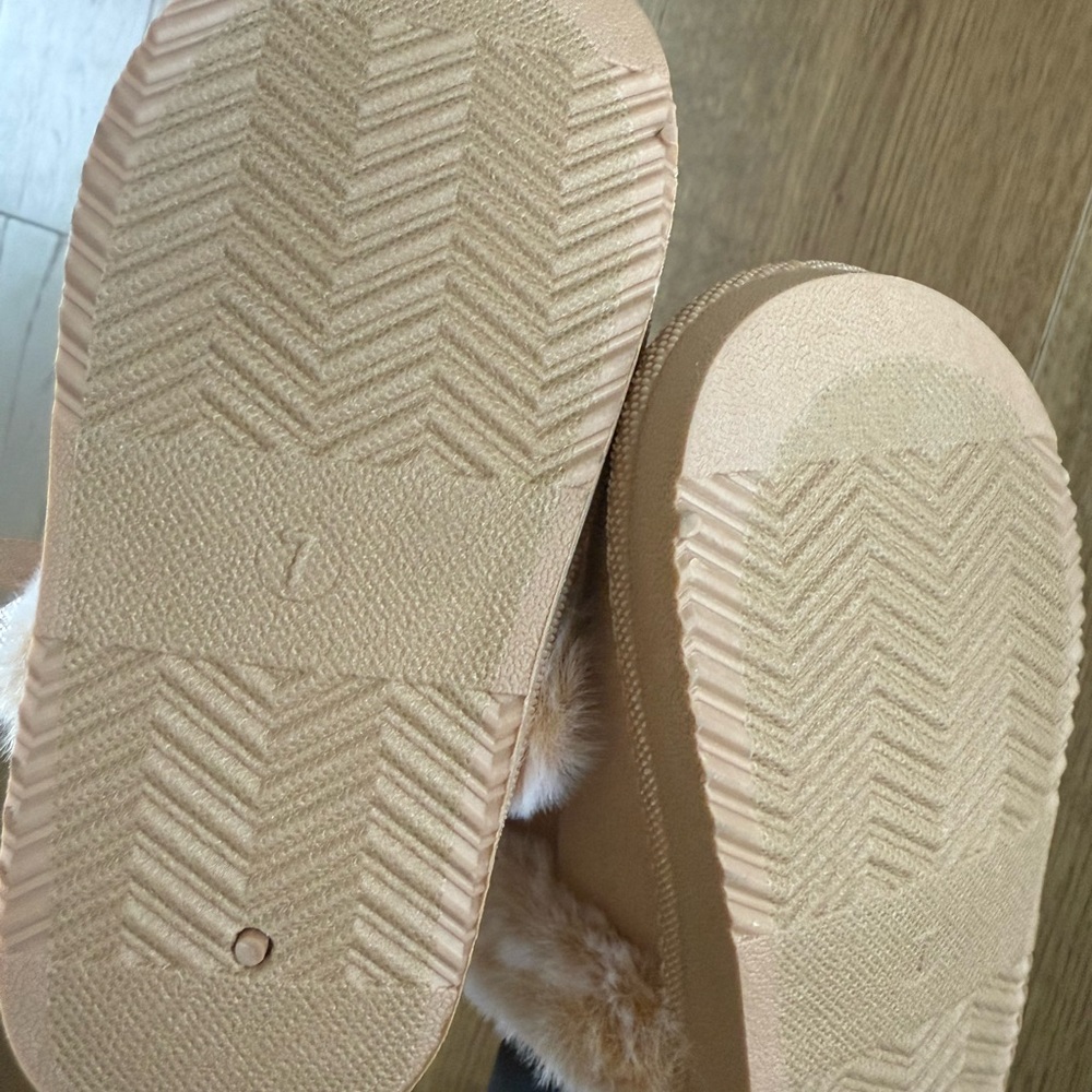 Adorable Little Kids Tan Boots with Bows-NWT! - Picture 3 of 3